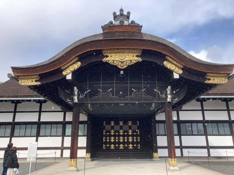 Kyoto: Nijo Castle and Kyoto Imperial Palace Guided Tour - Who should book this Kyoto tour?