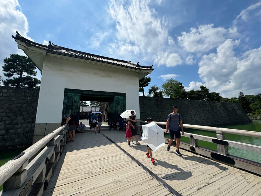 Kyoto: Nijo Castle & Gardens 2-Hour Guided Tour - The Honmaru-goten question