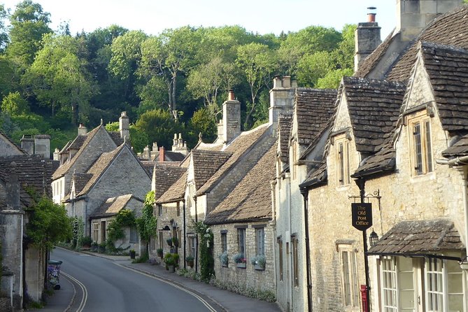 Lacock and Castle Combe - Afternoon Private Tour - Lacock: a village built for period drama