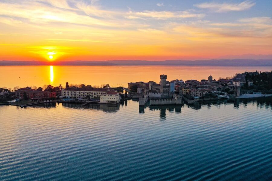 Lake Garda: Historic Castle Cruise with Wine Tasting - Key points at a glance