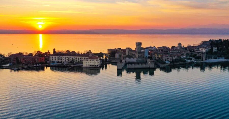 Lake Garda: Historic Castle Cruise with Wine Tasting - Why this four-hour cruise works so well