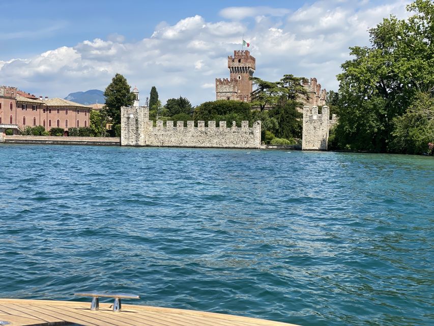 Lake Garda: Historic Castle Cruise with Wine Tasting - Garda, Punta San Vigilio, and the changing shoreline