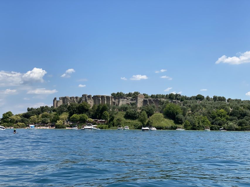 Lake Garda: Historic Castle Cruise with Wine Tasting - Torri del Benaco and its Scaligero fortress