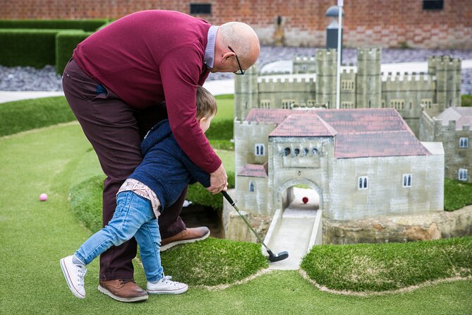 Leeds Castle Admission - Ultimate Explorer Tickets - Dog Collar Museum and smaller stops