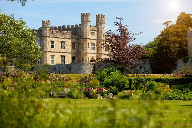 Leeds Castle, Canterbury Cathedral and Cliffs of Dover Day Trip - Starting from Victoria Coach Station