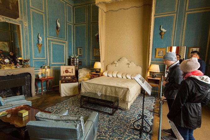 Leeds Castle, Cliffs of Dover and Canterbury Day Trip from London with Guided Cathedral Tour - The guide can make or break the day