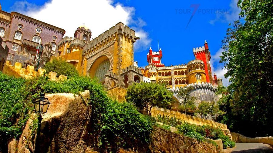 Lisbon: Pena Palace, Moorish Castle, Qta. Regaleira & Sintra - Quinta da Regaleira’s tunnels and Initiation Well