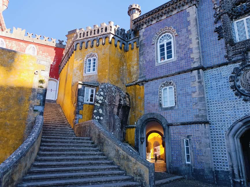 Lisbon: Sintra, Pena, Moorish Castle, Cabo Da Roca & Cascais - Transport, pickup, and the walking level