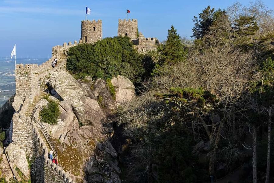Lisbon: Sintra, Pena, Moorish Castle, Regaleira & Cascais - Sintra town offers a short pastry break