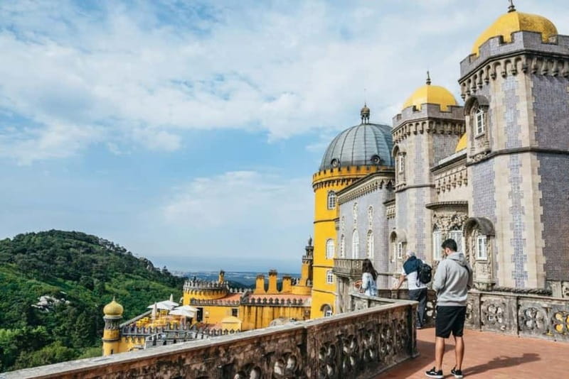 Lisbon: Sintra, Pena Palace, Moorish Castle & Regaleira Tour - Quinta da Regaleira and the famous initiation well