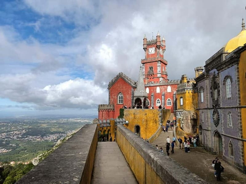 Lisbon: Sintra, Pena Palace, Moorish Castle & Regaleira Tour - What the $108 price really covers