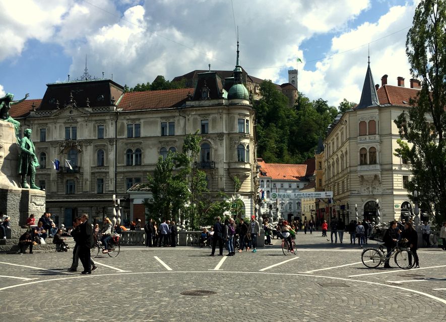 Ljubljana and Ljubljana Castle Sightseeing Tour - What the private guide adds to the experience