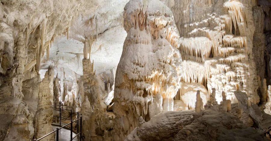 Ljubljana: Postojna Cave & Predjama Castle Tickets and Tour - Key points before you book