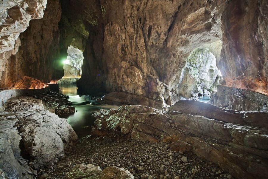Ljubljana: Škocjan Caves, Rakov Škocjan & Predjama castle - What to bring and how to prepare