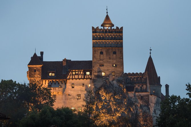 Local experience from Brasov - Transylvanian villages and Bran Castle - A rustic lunch and a working sheepfold