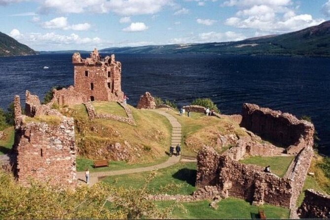 Loch Ness,Cawdor Castle,Outlander Sites &More from Inverness - Five details that shape the experience