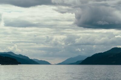Loch Ness Cruise, Outlander & Urquhart Castle Tour from Inverness