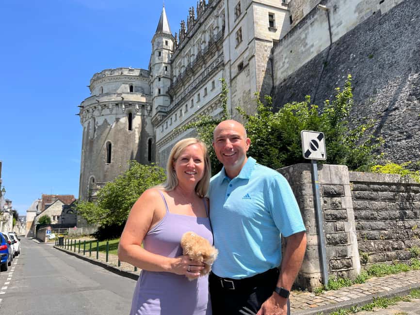 Loire Castles Day Trip & Wine Tasting - Chenonceau: the castle built around women