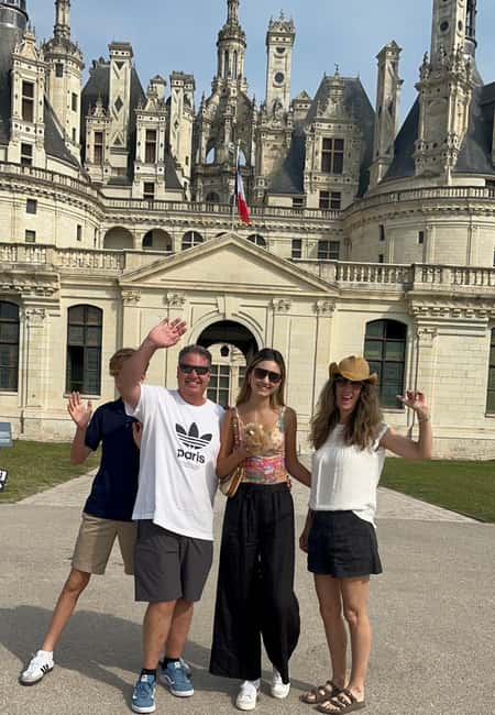Loire Castles Day Trip & Wine Tasting - Guide service and flexible alternatives