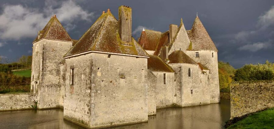 Loire Valley; Gastronomic Tour; Medieval Castle - The personal style of François and Marguerite