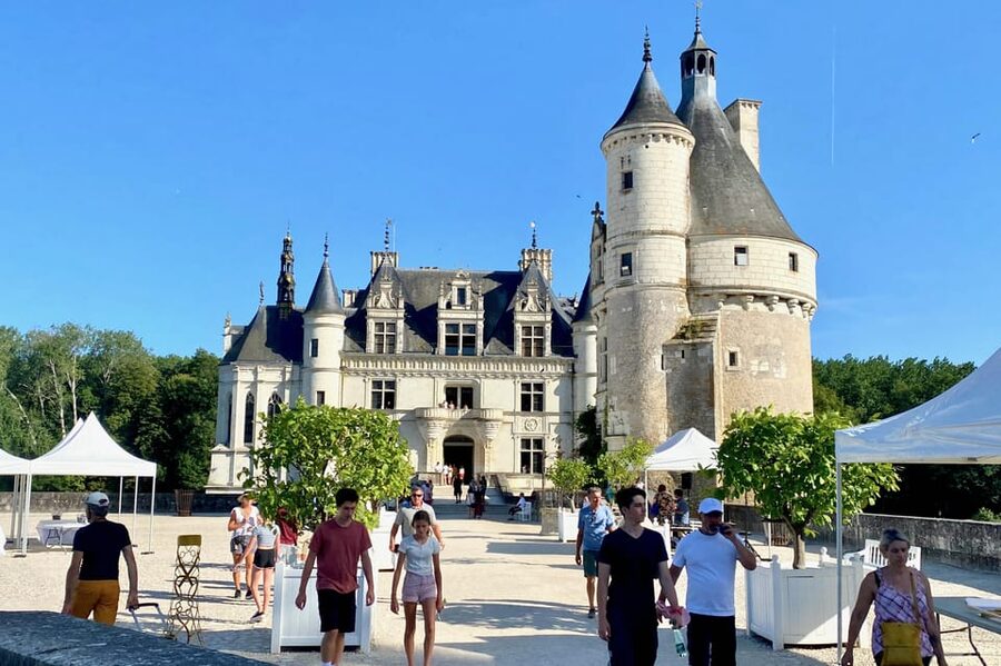 Loire Valley Royal Castles Small Group Day Trip from Paris - Key points to know before booking