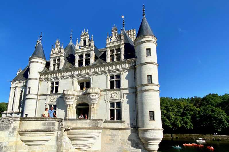 Loire Valley Royal Castles Small Group Day Trip from Paris - Lunch in Amboise with only one hour to spare