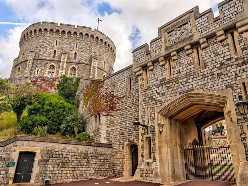 London: Stonehenge and Windsor Castle Day Trip - Who should choose this day trip?
