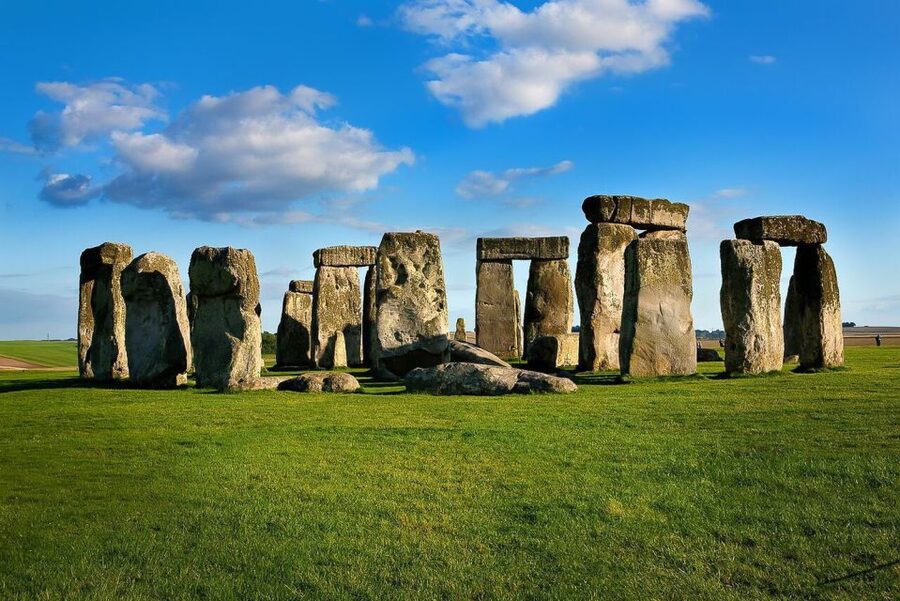 London: Stonehenge, Windsor Castle, Bath, Lacock & Pub Lunch - Guides, drivers, and the pace of the day