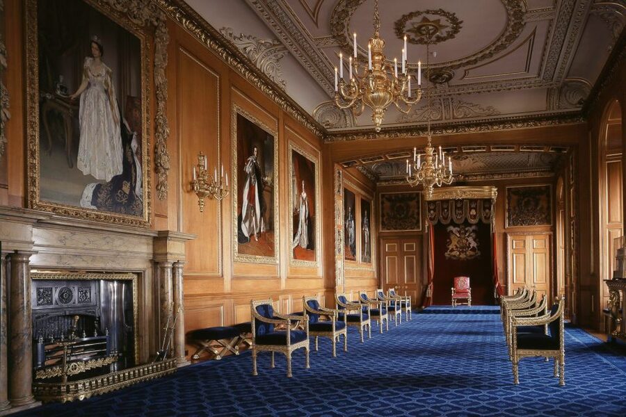 London: Stonehenge, Windsor Castle, Bath, Lacock & Pub Lunch - Who should book this day trip?