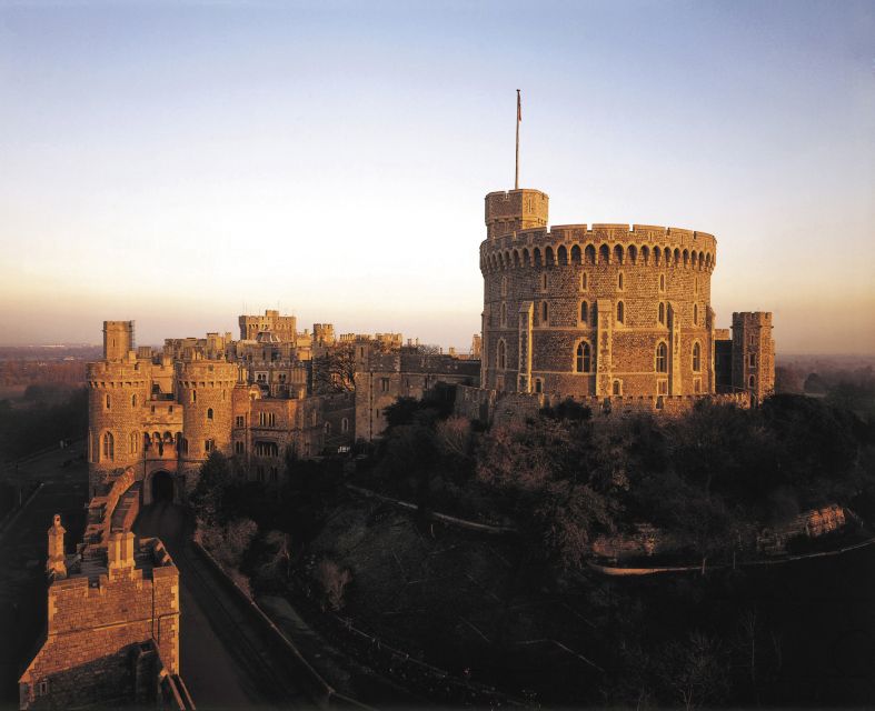 London: Transfer to Southampton with Windsor Castle Visit - Windsor Castle after the short ride from Heathrow