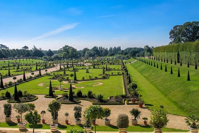 London, Windsor Castle, Hampton Court Palace with Free Snack Pack - Timing, walking, and the return to London