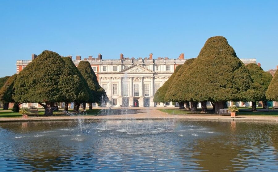 London: Windsor Castle & Henry VIII's Hampton Court Palace - Windsor Castle combines ceremony, art, and royal life