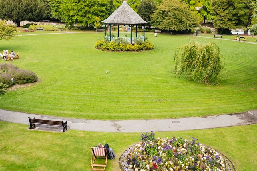 London: Windsor Castle, Stonehenge & Bath Full-Day Tour - Is Windsor, Stonehenge, and Bath in one day worth it?