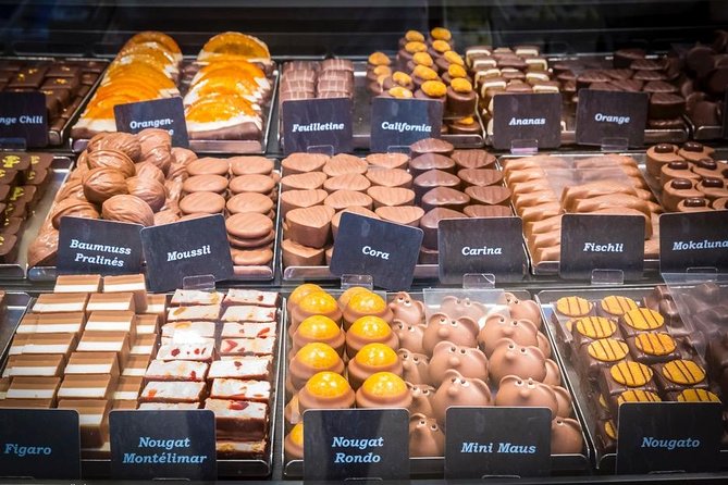 Lucerne CH Experience: Cheese, Chocolate, Chapel Bridge & Château - The walk to Lucerne Castle
