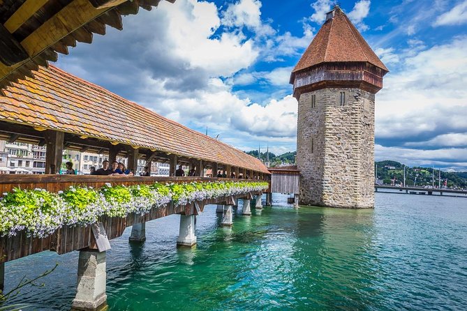 Lucerne CH Experience: Cheese, Chocolate, Chapel Bridge & Château - The optional Lake Lucerne cruise