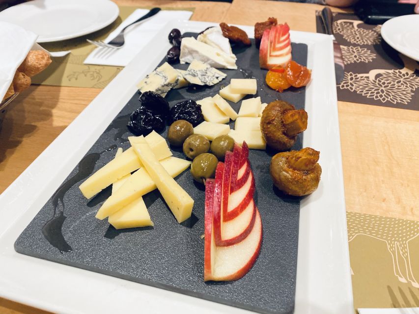 Lucerne CH Tour: Cheese, Chocolate, Chapel Bridge & Chateau - Who will enjoy this tour most?