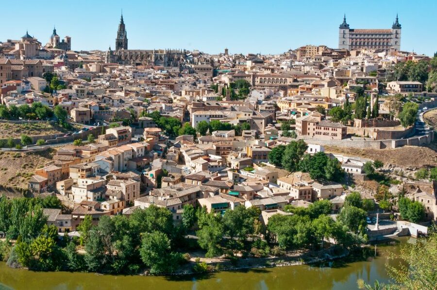 Madrid: Segovia and Toledo Tour, Alcazar, and Cathedral - Why this day trip works from Madrid
