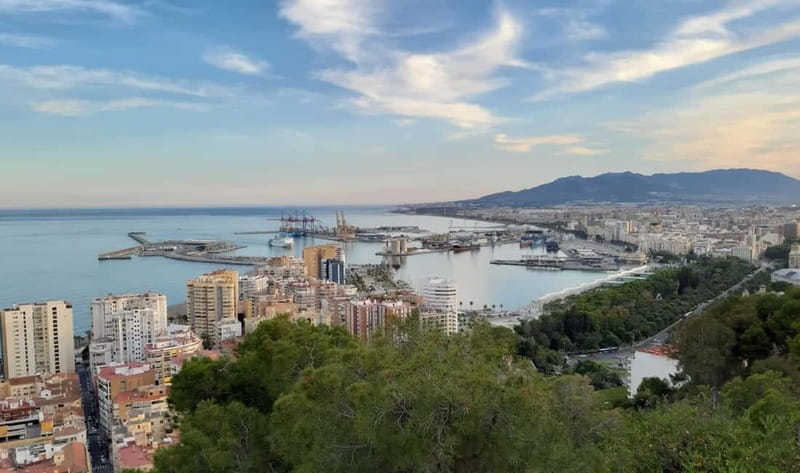 Malaga: Castle Hill and Fisherman Village E-Bike Tour - Why this route works so well in Málaga
