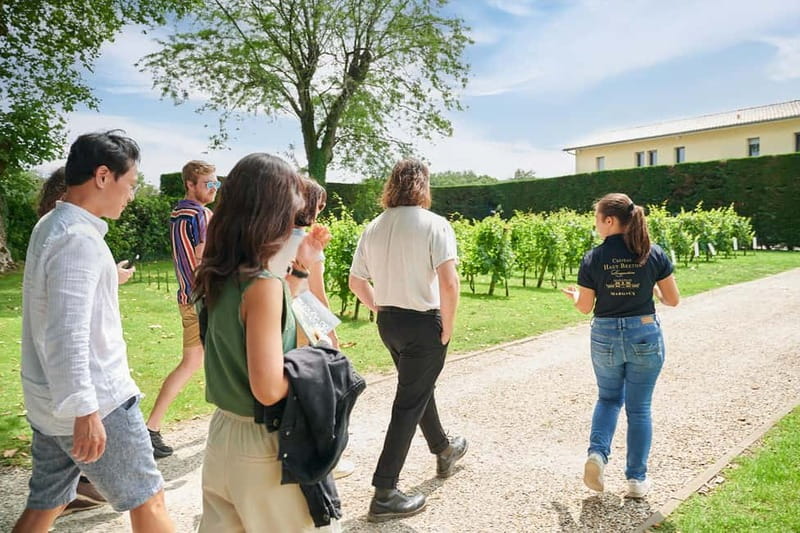 Margaux - Guided tour and lunch at the château - Starting at the château shop