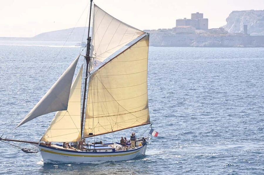 Marseille: Château d'If and Frioul Calanques Sailing Cruise - Why this boat makes the outing special