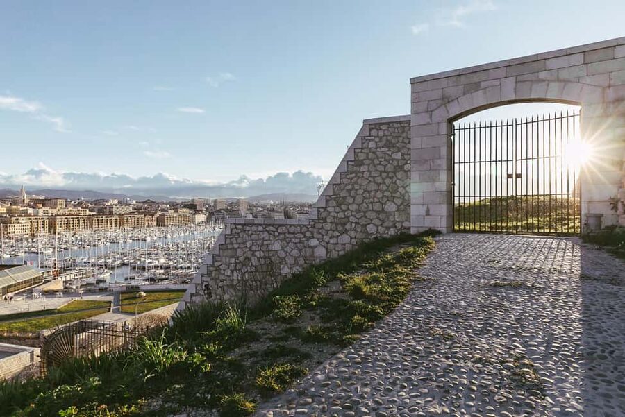 Marseille: Historical Tour of the Citadelle of Marseille - Inside Fort Saint-Nicolas: history in a working restoration site