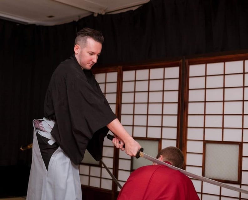Matsumoto: Castle and Samurai Sword Fighting Night Tour - Seeing the Winter Illumination Outside