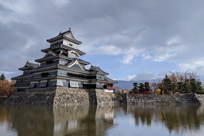 Matsumoto Castle Tour & Samurai Experience - Timing, crowds, and the value of three hours