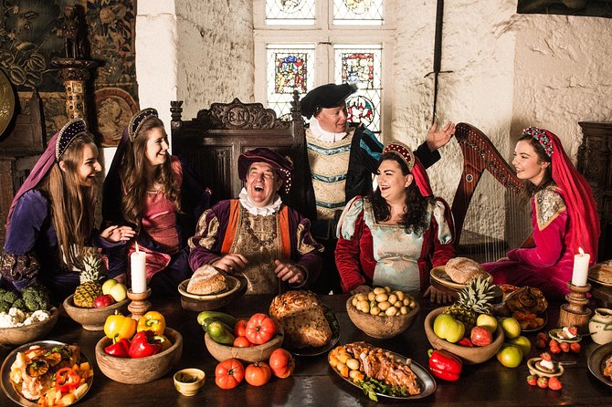 Medieval Banquet at Bunratty Castle Ticket - Unlimited wine, honey mead, and what is not served