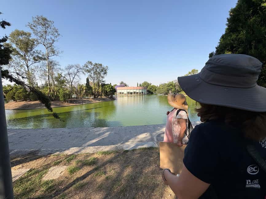 Mexico City: Chapultepec Castle and Forest Guided Tour - The Mexican ice cream is a small but welcome ending