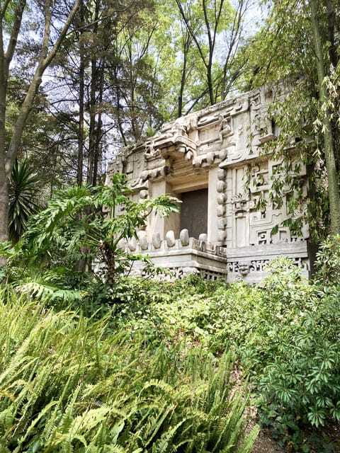 Mexico City: Visit Chapultepec Castle and the Anthropology Museum - How much the guide changes the experience