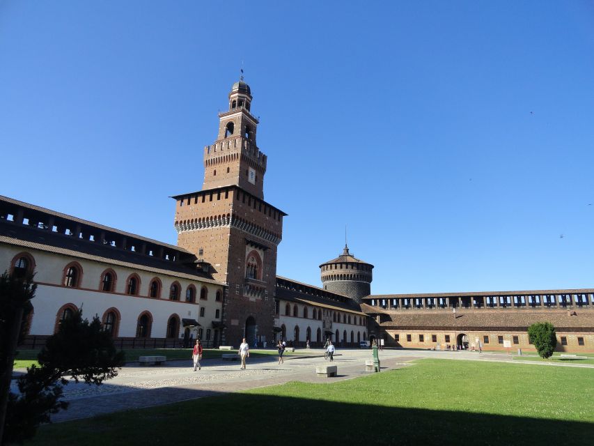 Milan: Last Supper and Sforza Castle Tour - The walk from Santa Maria delle Grazie to Sforza Castle
