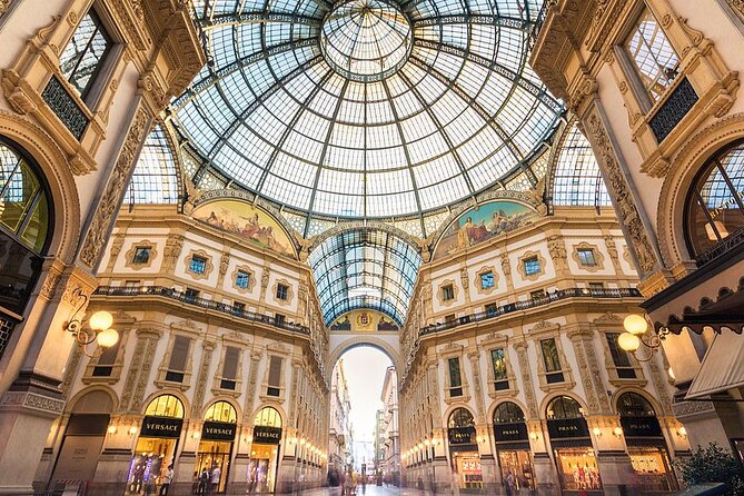 Milan: Private Tour - Duomo, Sforza Castle & Gelato Tasting - Via Dante, Piazza Cordusio, and Piazza dei Mercanti
