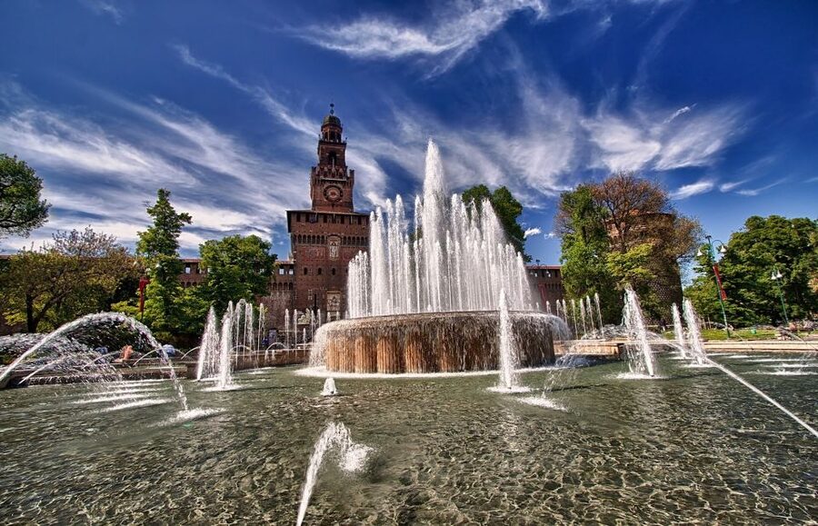 Milan: Sforza Castle and Michelangelo's Pietà Rondanini Tour - Why Sforza Castle matters in Milan