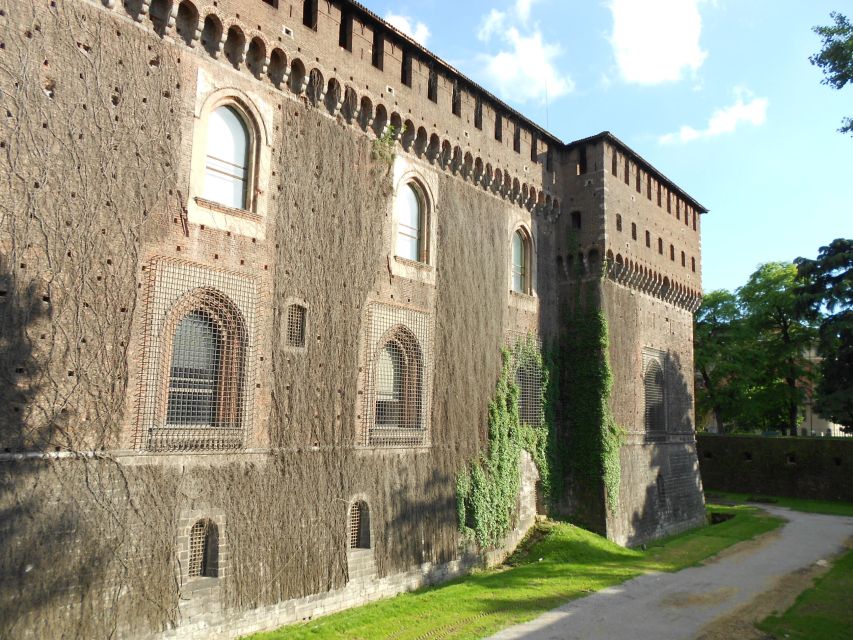 Milan: Sforza Castle & Leonardo Skip-the-Line Private Tour - Michelangelo’s Pietà is the emotional center